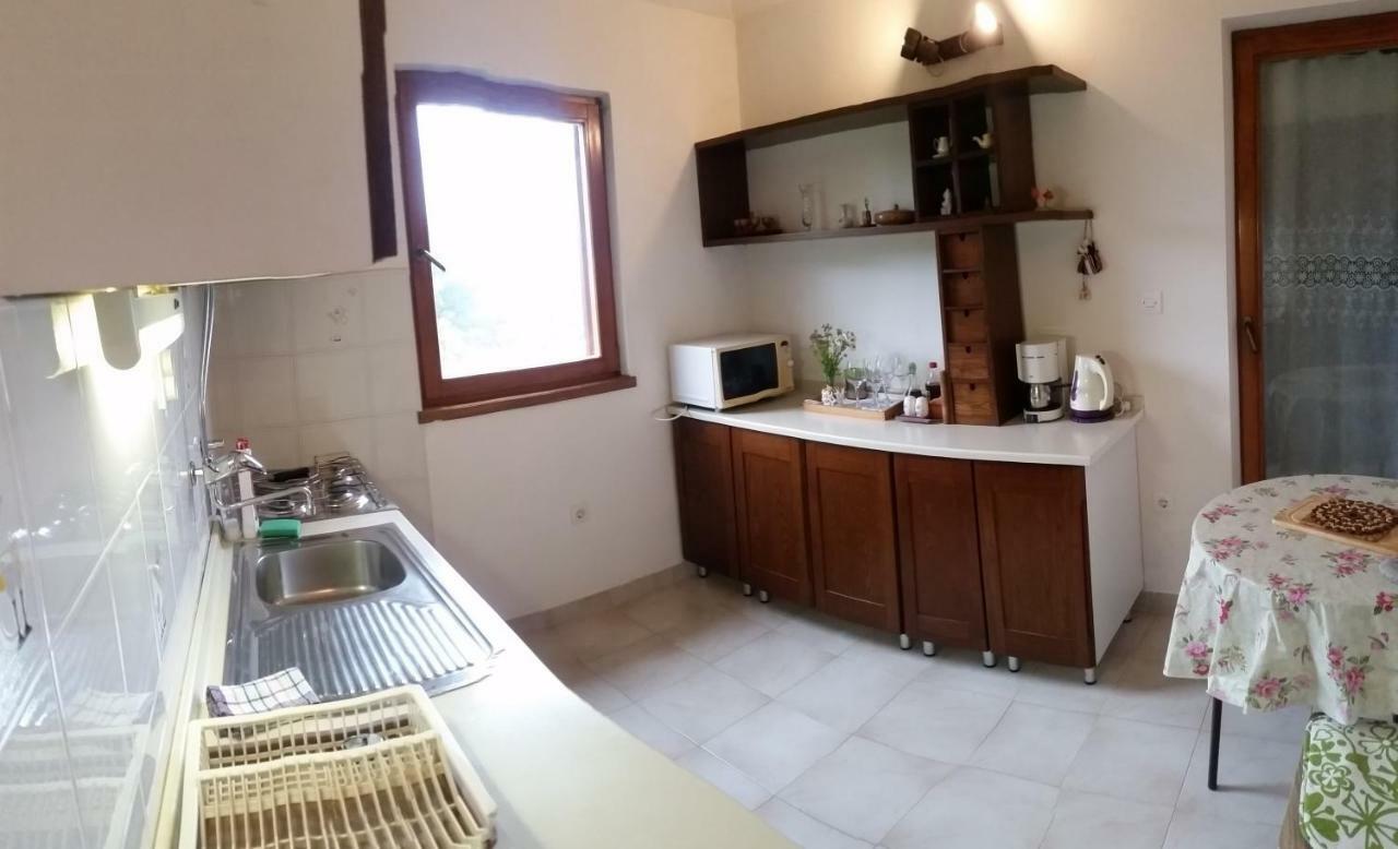Mendula Apartment Rogač エクステリア 写真